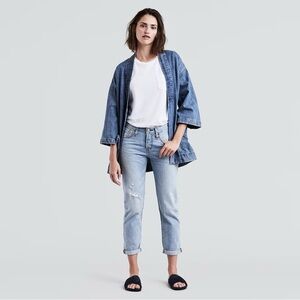 Levi’s 501 Women's Light Wash Distressed Taper Jeans